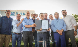 Deputado Cattani participa da assinatura de 1536 apartamentos