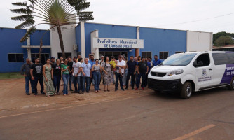 Deputado Valmir Moretto Entrega Veículos Adquiridos por Emenda Parlamentar para Saúde Municipal de Rio Branco e Lambari D'Oeste