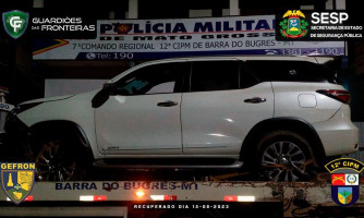 Gefron recupera caminhoneta Hilux roubada em Cuiabá