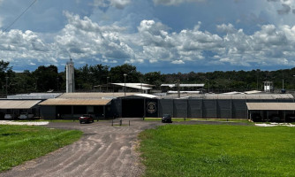 Oito detentos tentam fuga do CDP em Pontes e Lacerda