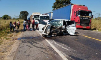 Irmãos morrem em grave acidente entre dois carros na BR-174