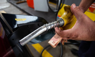 Petrobras anuncia aumento da gasolina e do gás de cozinha