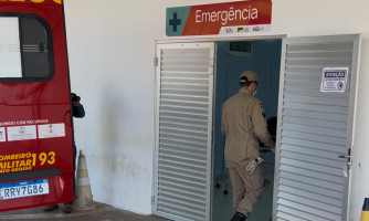 Motorista provoca acidente e foge no centro de Pontes e Lacerda