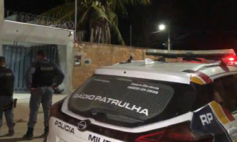 PM prende dois suspeitos e apreende pistolas após homicídio e tentativa de homicídio em Cáceres