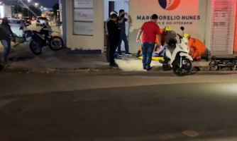 Uma pessoa fica ferida após acidente entre moto e carro