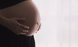 Mulher grávida é vítima de violência doméstica em Pontes e Lacerda