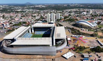 Governo de MT entrega veículos e cartões da agricultura familiar e formaliza repasse para construção de creches