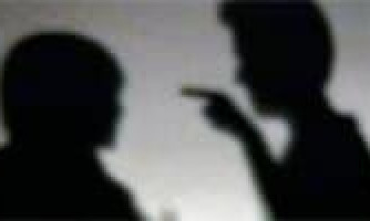 Homem descumpre medida protetiva e agride ex-companheira em Pontes e Lacerda