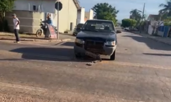 Grávida fica ferida após acidente entre moto e carro na BR-174B em Pontes e Lacerda