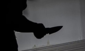 Mulher é esfaqueada em tentativa de feminicídio em pousada de Vila Bela