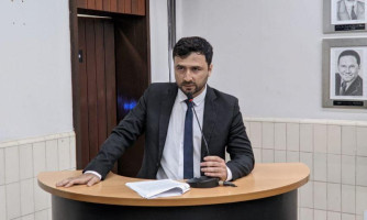 Marcos Ribeiro propõe recolhimento de sucatas e carros abandonados em Cáceres