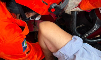 Trabalhador sofre fratura ao ter a mão presa em colheitadeira, em Pontes e Lacerda