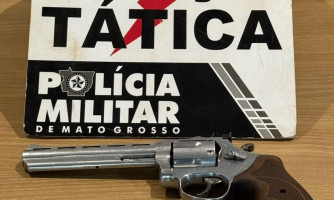 PORTE ILEGAL:  Força Tática prende homem e apreende arma de fogo em Pontes e Lacerda