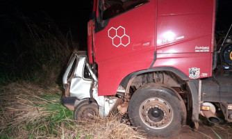 Adolescente pega carro escondido dos pais e morre em colisão na BR 174 B