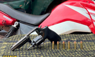 Adolescente pula em Córrego para fugir do Gefron com arma em Pontes e Lacerda