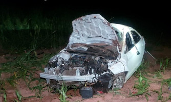 Capotamento: motorista afirma ter desviado de carreta na BR 174