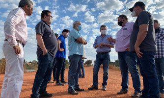 Deputado Moretto e secretário Marcelo de Oliveira vistoriam 43 obras na região Oeste