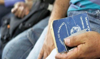 Desocupação cai e alguns segmentos já apresentam taxas de desemprego abaixo das registradas antes da pandemia