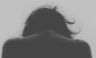 Exploração sexual e estupro: Mãe negocia filha para fazendeiro rico em MT