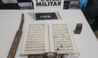 Homem é preso por invadir joalheira e furtar R$ 14 mil em joias
