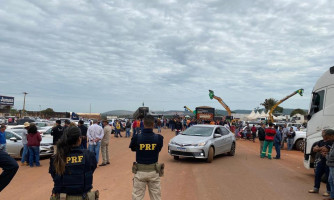 Manifestação: multas de R$ 5 mil para veículos que obstruírem a BR 174, em Pontes e Lacerda