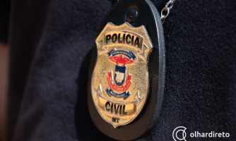 Menina pega faca para se proteger ao ser abusada por vizinho