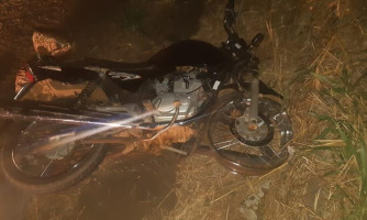 Motociclista morre em colisão com carreta na BR 174