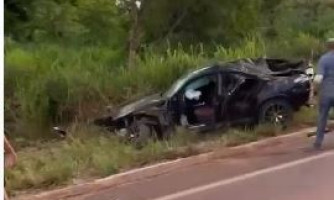 Motorista capota veículo com quatro ocupantes na BR 174