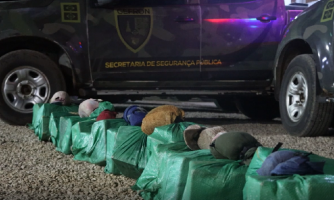 Nove bolivianos são presos na fronteira com 230 quilos de cocaína