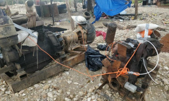 Operação desocupa garimpo e PF acha maquinário enterrado
