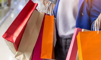 Para evitar golpes, consumidor deve ficar atento nas compras