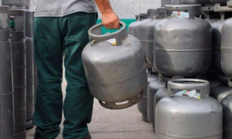 Petrobras anuncia reajustes nos preços da gasolina e gás de cozinha