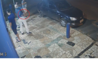 PM à paisana reage e mata suspeito armado de simulacro em frente a distribuidora de bebidas em Pontes e Lacerda