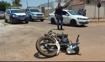 PM encontra arma no chão ao atender ocorrência de acidente, em PL