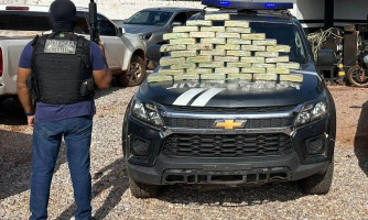 Polícia Civil apreende 44 tabletes de pasta base em compartimento falso de veículo