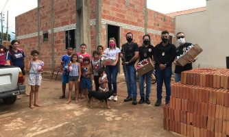 Policiais civis promovem ação solidária com crianças de Quatro Marcos e Mirassol d’Oeste