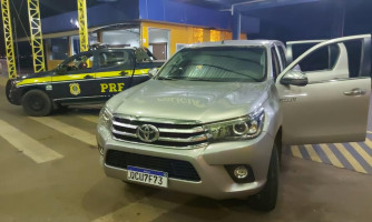 Presos por receptação: motoristas aceitaram 5 mil para levar carro à Bolívia