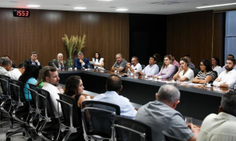 Reunião liderada por Moretto define plano para melhorarias na Santa Casa de Pontes e Lacerda