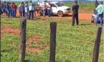 Sem terras tentam ocupar fazenda Canaã em Araputanga