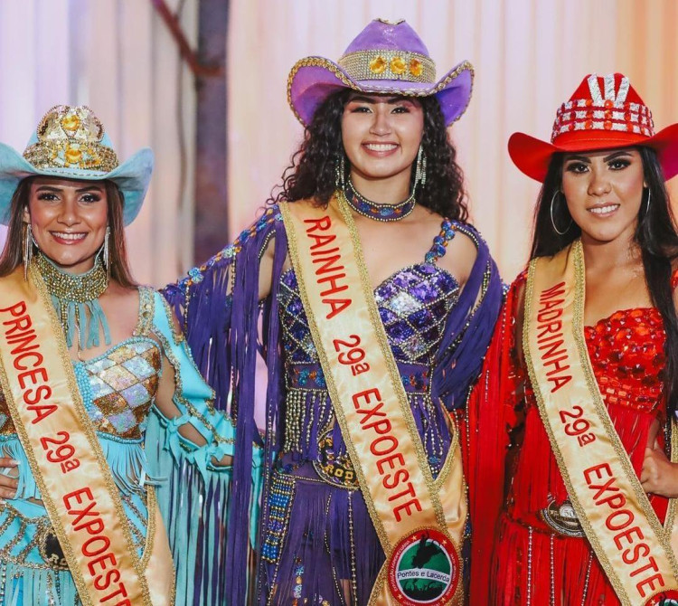 Realeza formada para a Expoeste 2023. Confira as candidatas escolhidas
