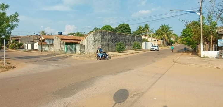 Ciclista é atropelado na Joaquim Gomes com a Amazonas em Pontes e Lacerda