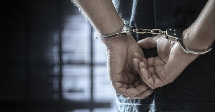 Homem que abusou de criança em casa que prestava serviço é preso pela Polícia Civil