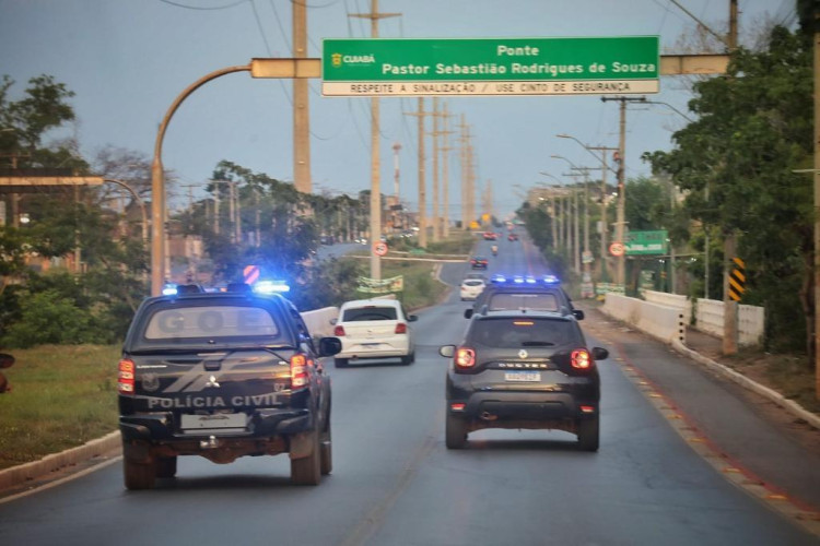 Polícia cumpre 116 mandados contra golpistas de portabilidade de salários