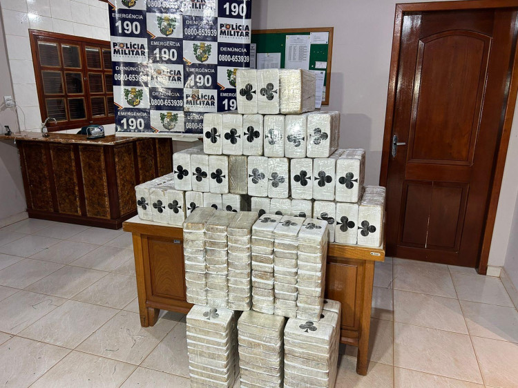 Aeronave com 500kg de drogas: Polícia Militar faz apreensão em Vila Bela da Santíssima Trindade