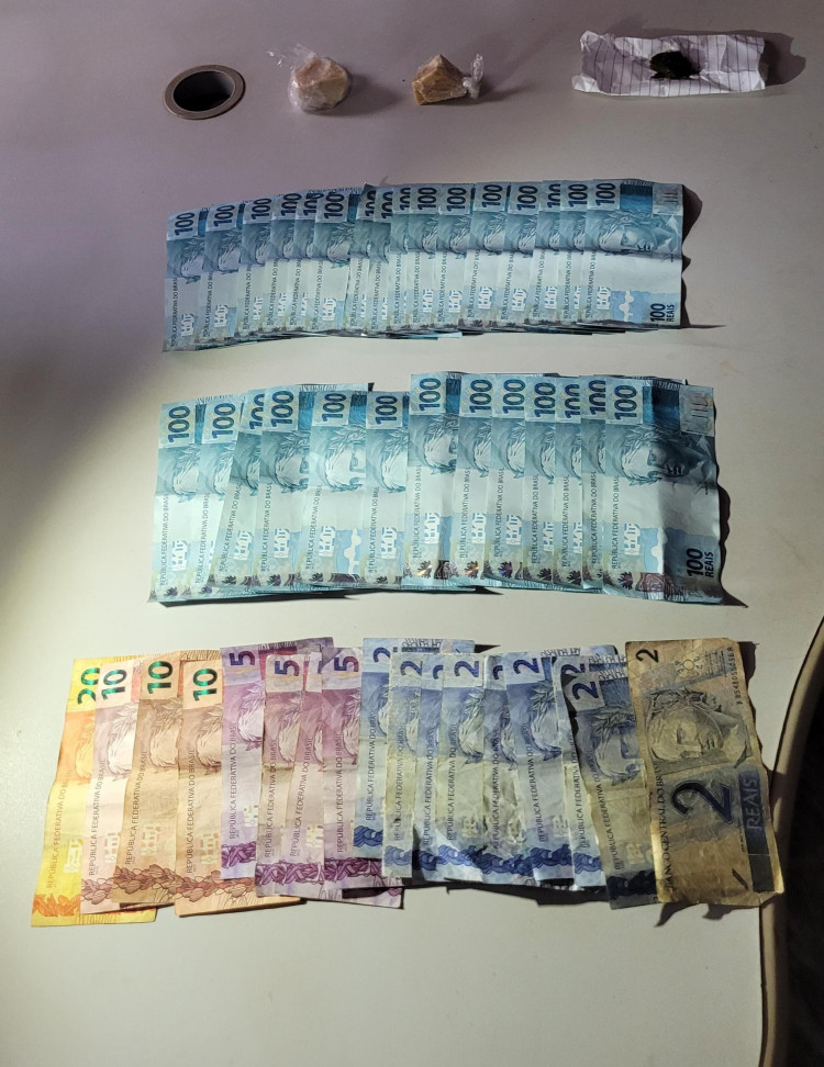Drogas e dinheiro: Polícia prende casal suspeito de tráfico em Pontes e Lacerda