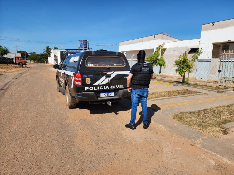 Polícia Civil prende jovem procurado por homicídio em Mirassol d'Oeste