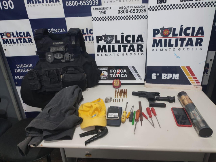 PM detém faccionados suspeitos por homicídio em bar, apreende arma e munições