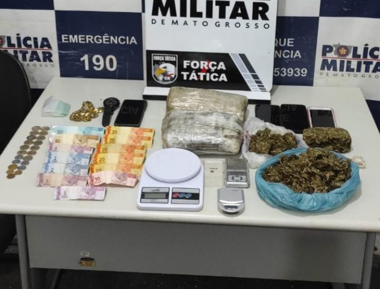 Polícia Militar detém integrantes de organização criminosa por tráfico de drogas e porte ilegal de arma de fogo