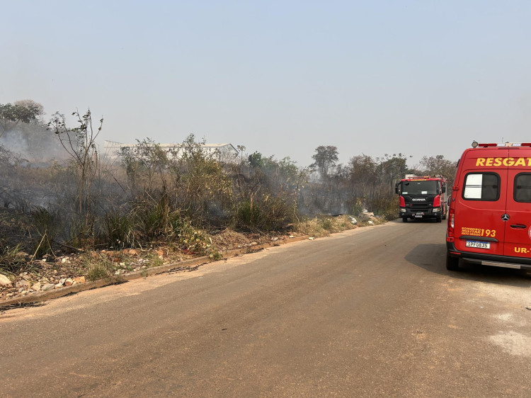 Mais uma vez incêndio é registrado no bairro residencial Vera