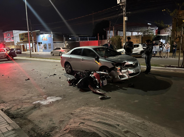 Mulher fica em estado grave após acidente de trânsito na avenida Marechal Rondon